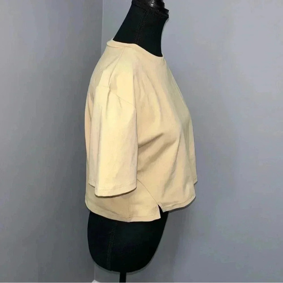 Superdown Kayla Tee - Picture 3 of 7